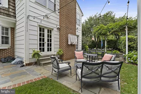 1301 Timberly Ln, Mclean, VA 22102 photo 39