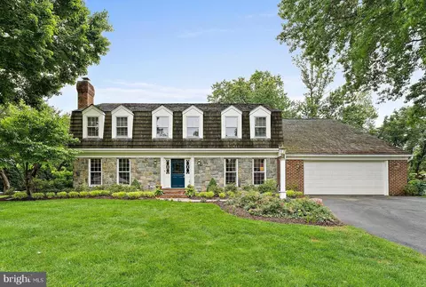1301 Timberly Ln, Mclean, VA 22102 photo 42