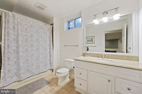 1301 Timberly Ln, Mclean, VA 22102 photo 36