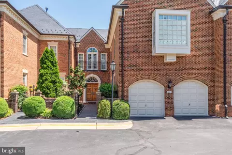 1225 Stuart Robeson Dr, Mclean, VA 22101