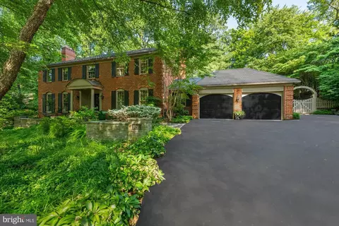 1091 Old Cedar Rd, Mclean, VA 22102