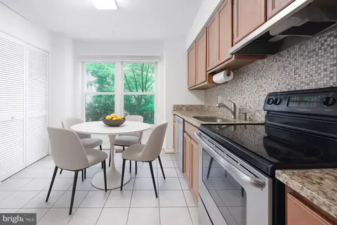 Kitchen - 1655 Oak Spring Way, Reston, VA 20190 photo 2 of 3