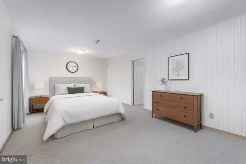 Bedroom - 1655 Oak Spring Way, Reston, VA 20190 photo 7 of 7