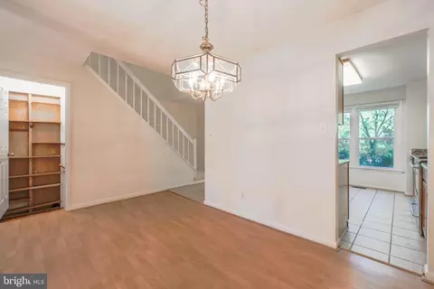 Entry Way - 1655 Oak Spring Way, Reston, VA 20190 photo 4 of 6