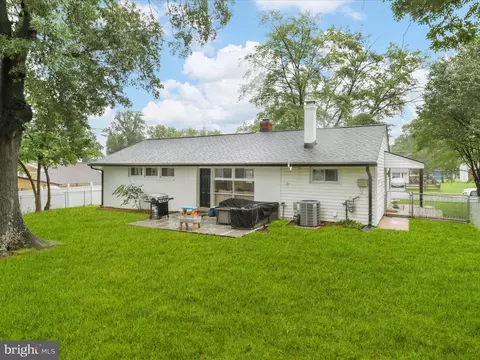 Exterior - 5902 Amelia St, Springfield, VA 22150 photo 2 of 3