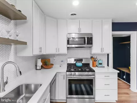 Kitchen - 5902 Amelia St, Springfield, VA 22150 photo 2 of 3