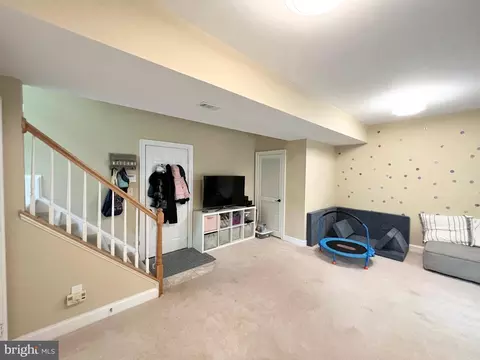 Other - 1310 Sundial Dr, Reston, VA 20194 photo 5 of 7