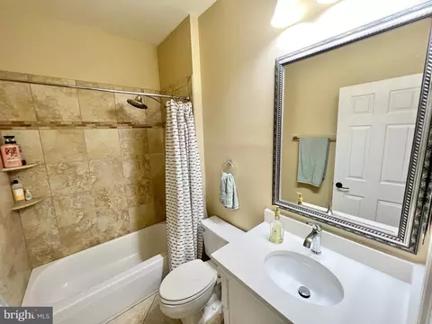 Bath - 1310 Sundial Dr, Reston, VA 20194 photo 2 of 7