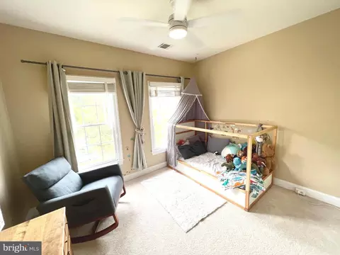 Bedroom - 1310 Sundial Dr, Reston, VA 20194 photo 5 of 9