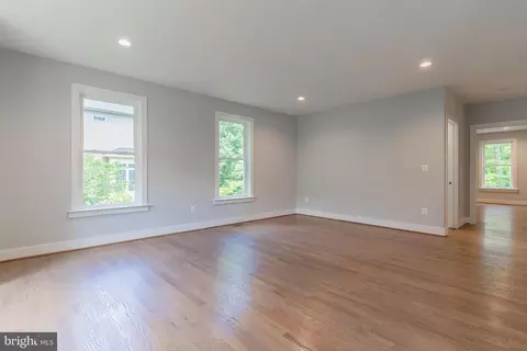 7215 Oriole Ave, Springfield, VA 22150 photo 5