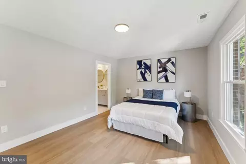 9025 Mulvaney Ct, Springfield, VA 22152 photo 24