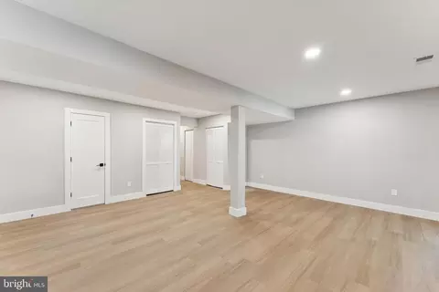 9025 Mulvaney Ct, Springfield, VA 22152 photo 7