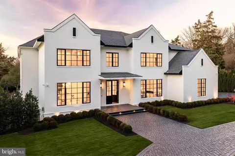 1102 Chain Bridge Rd, Mclean, VA 22101