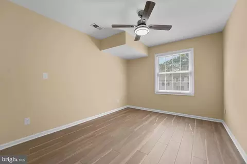 5904 E Kingsford Rd #418, Springfield, VA 22152 photo 16