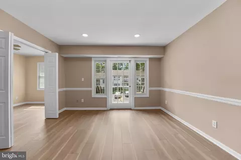 5904 E Kingsford Rd #418, Springfield, VA 22152 photo 8