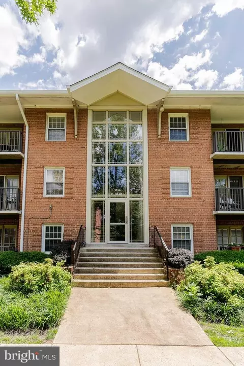 3334 Spring Ln #B-12, Falls Church, VA 22041