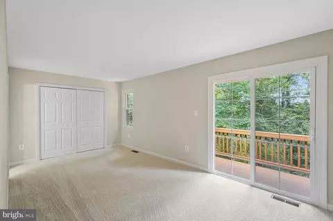 8530 Raglan Rd, Vienna, VA 22182 photo 24