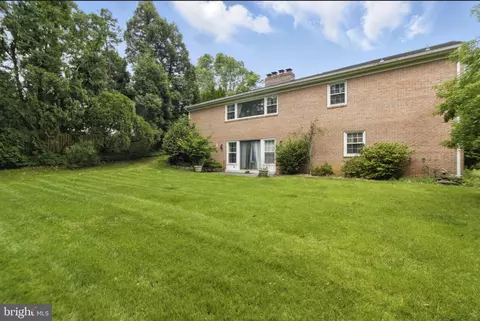 6178 Hardy Dr, Mclean, VA 22101 photo 10