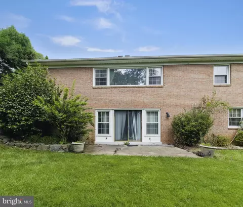 6178 Hardy Dr, Mclean, VA 22101 photo 8