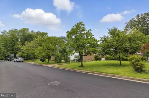 6178 Hardy Dr, Mclean, VA 22101 photo 5