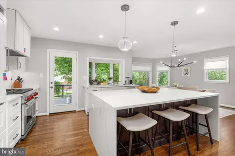 7107 Tyndale St, Mclean, VA 22101 photo 18