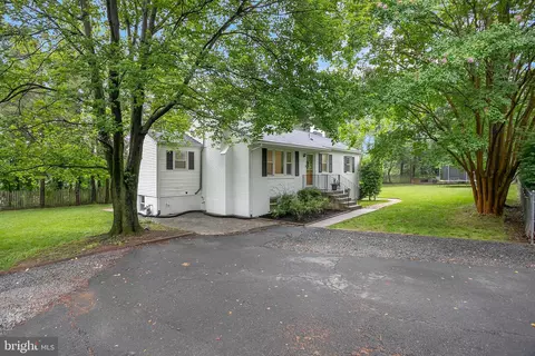 6001 Kroy Ct, Springfield, VA 22150 photo 5