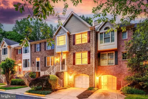 11437 Heritage Oak Ct, Reston, VA 20194