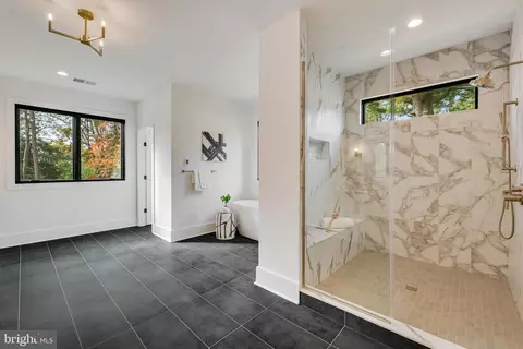 Bath - 7000 Tyndale St, Mclean, VA 22101 photo 1 of 4
