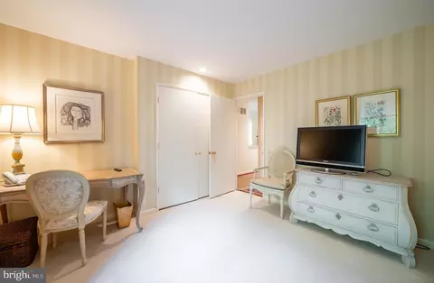 Bedroom - 6501 Menlo Rd, Mclean, VA 22101 photo 7 of 8