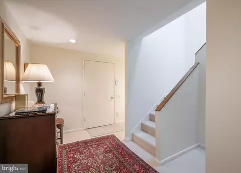 Entry Way - 6501 Menlo Rd, Mclean, VA 22101 photo 2 of 2