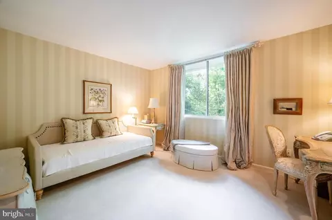 Bedroom - 6501 Menlo Rd, Mclean, VA 22101 photo 6 of 8