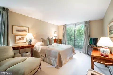 Bedroom - 6501 Menlo Rd, Mclean, VA 22101 photo 4 of 8
