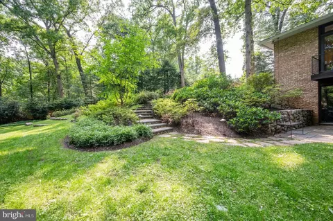 Exterior - 6501 Menlo Rd, Mclean, VA 22101 photo 23 of 27