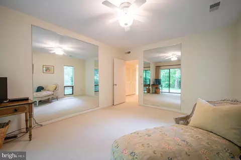 Bedroom - 6501 Menlo Rd, Mclean, VA 22101 photo 8 of 8