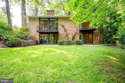Exterior - 6501 Menlo Rd, Mclean, VA 22101 photo 17 of 27
