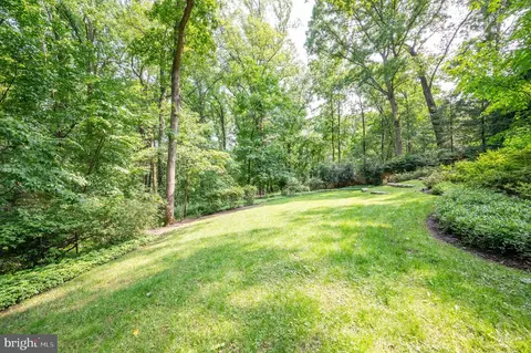 Exterior - 6501 Menlo Rd, Mclean, VA 22101 photo 22 of 27