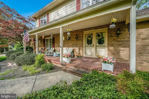 Exterior - 12003 Turf Ln, Reston, VA 20191 photo 7 of 7