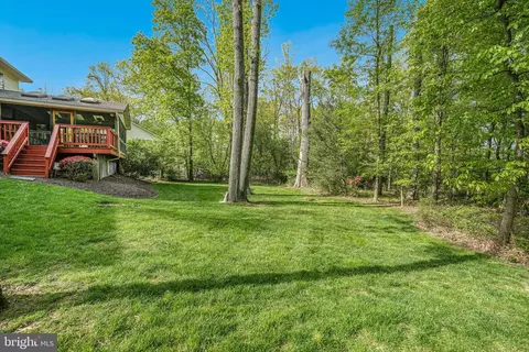 Exterior - 12003 Turf Ln, Reston, VA 20191 photo 5 of 7