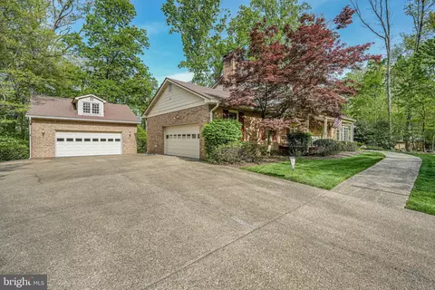 Other - 12003 Turf Ln, Reston, VA 20191 photo 4 of 7