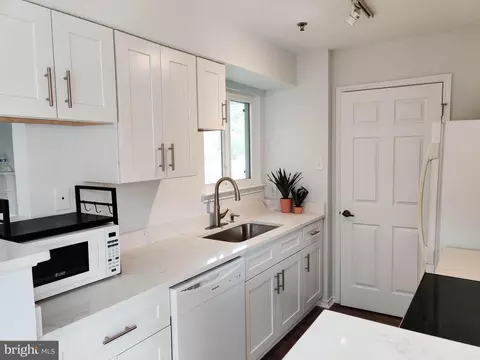1504 Lincoln Way #305, Mclean, VA 22102