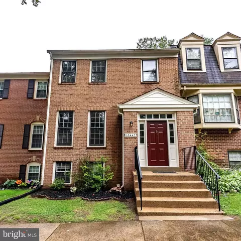 10447 Carriagepark Ct, Fairfax, VA 22032