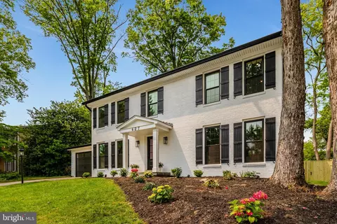 427 W Street St NW, Vienna, VA 22180