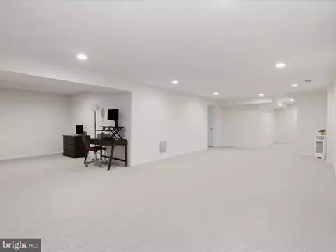 Other - 3903 Beeker Mill Pl, Chantilly, VA 20151 photo 8 of 13
