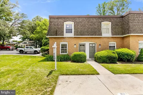 8101 Kingsway Ct #257, Springfield, VA 22152