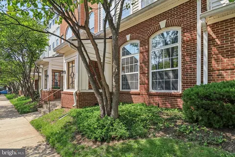 14278 A Woven Willow Ln #43, Centreville, VA 20121