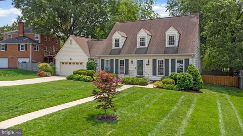 2203 Nordok Pl, Alexandria, VA 22306