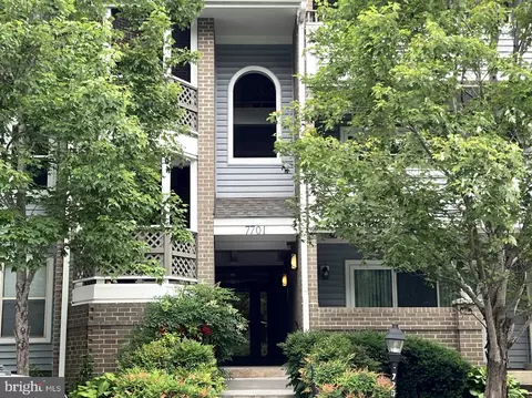 7701 Lafayette Forest Dr #01, Annandale, VA 22003