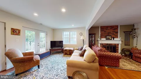 6219 Erman St, Burke, VA 22015 photo 17
