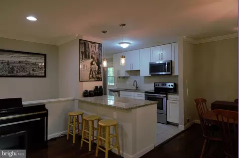 6403 Limerick Ct, Springfield, VA 22152 photo 10