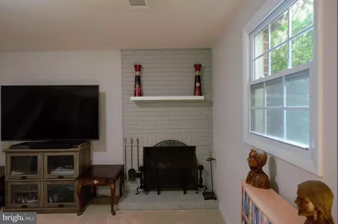 6403 Limerick Ct, Springfield, VA 22152 photo 35